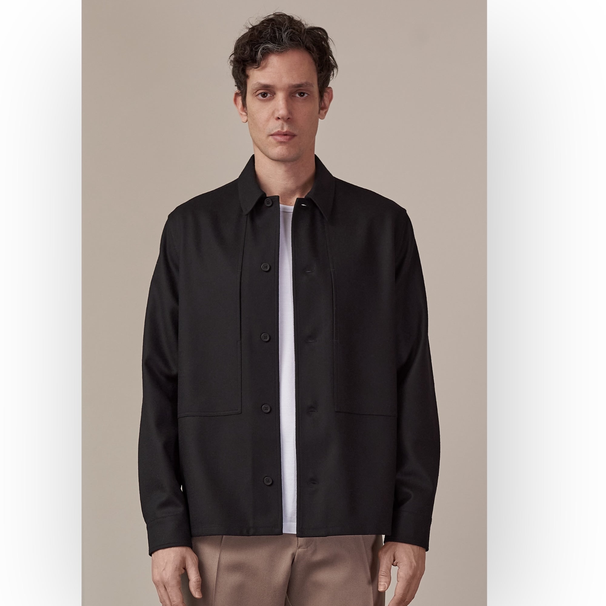 About Companions Owe Overshirt Wool black