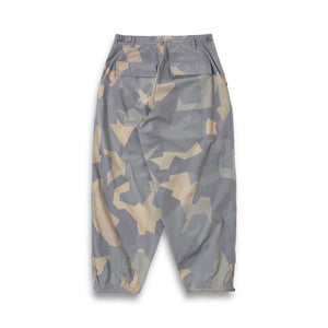 Universal Works Loose Pilot Trouser MP32133 Printed Rec Polytech blue camo