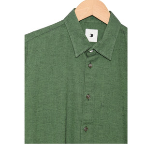 Delikatessen Feel Good Shirt D715/IT76 finest herringbone twill green