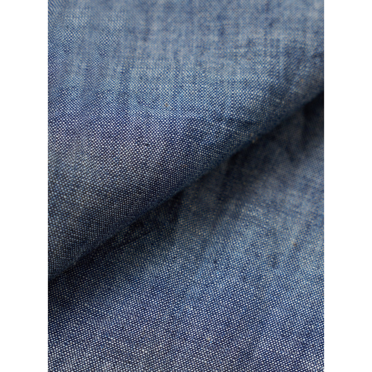 Universal Works Lazy Day Shirt chambray indigo