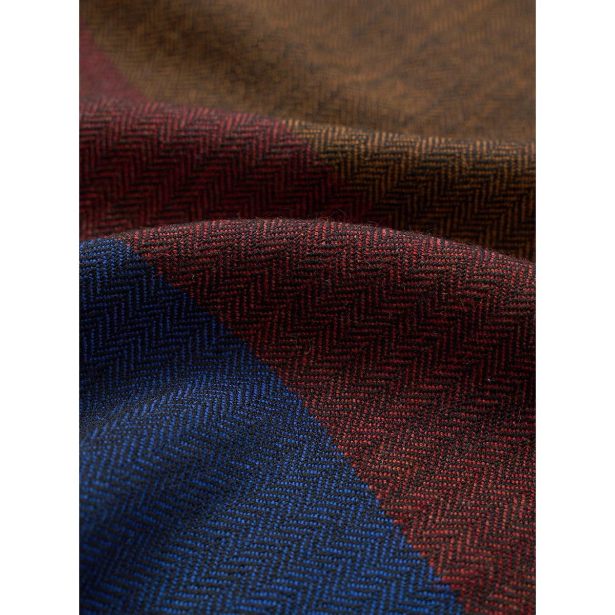 Universal Works Himalayan Scarf reversible wool brown