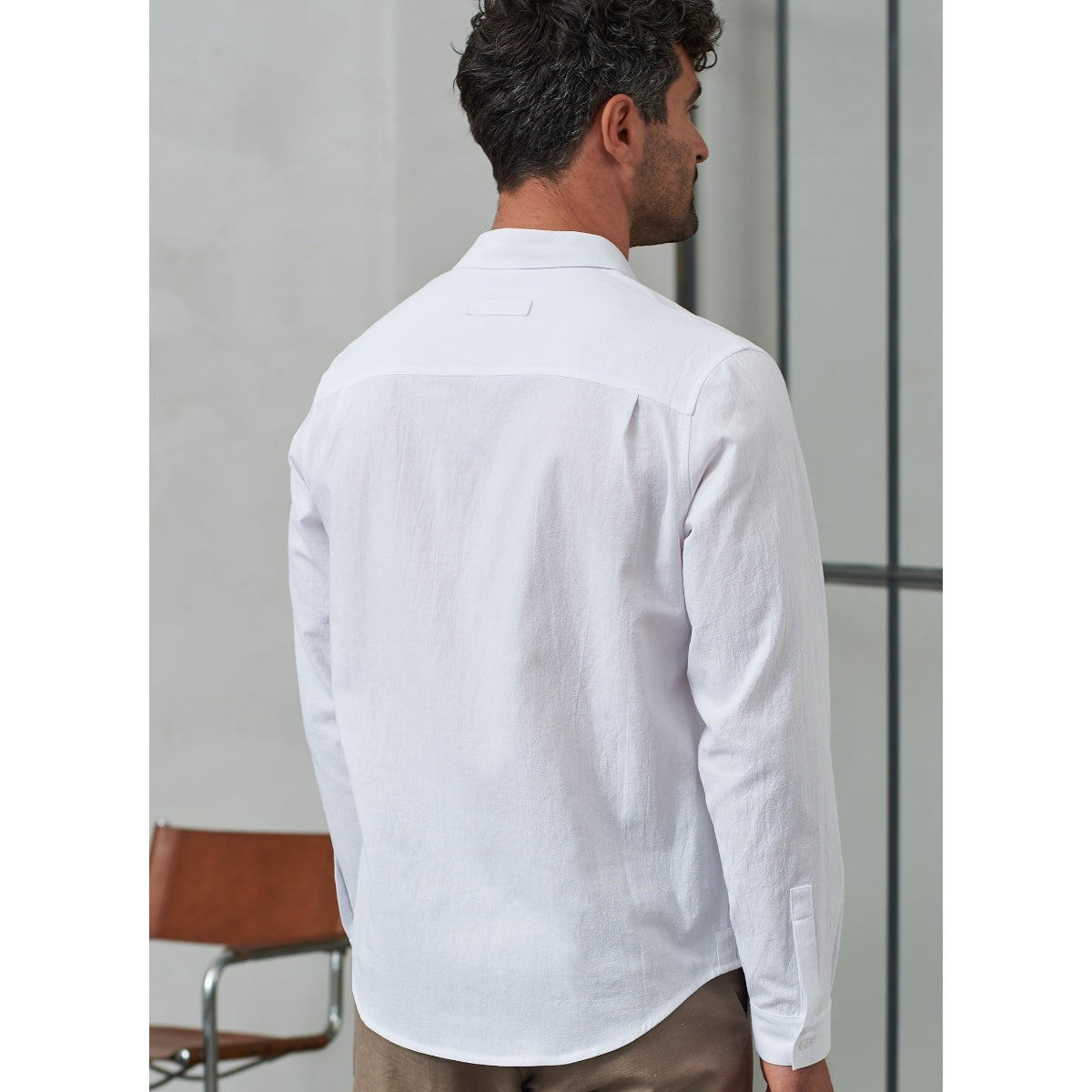 About Companions Simon eco crincle white