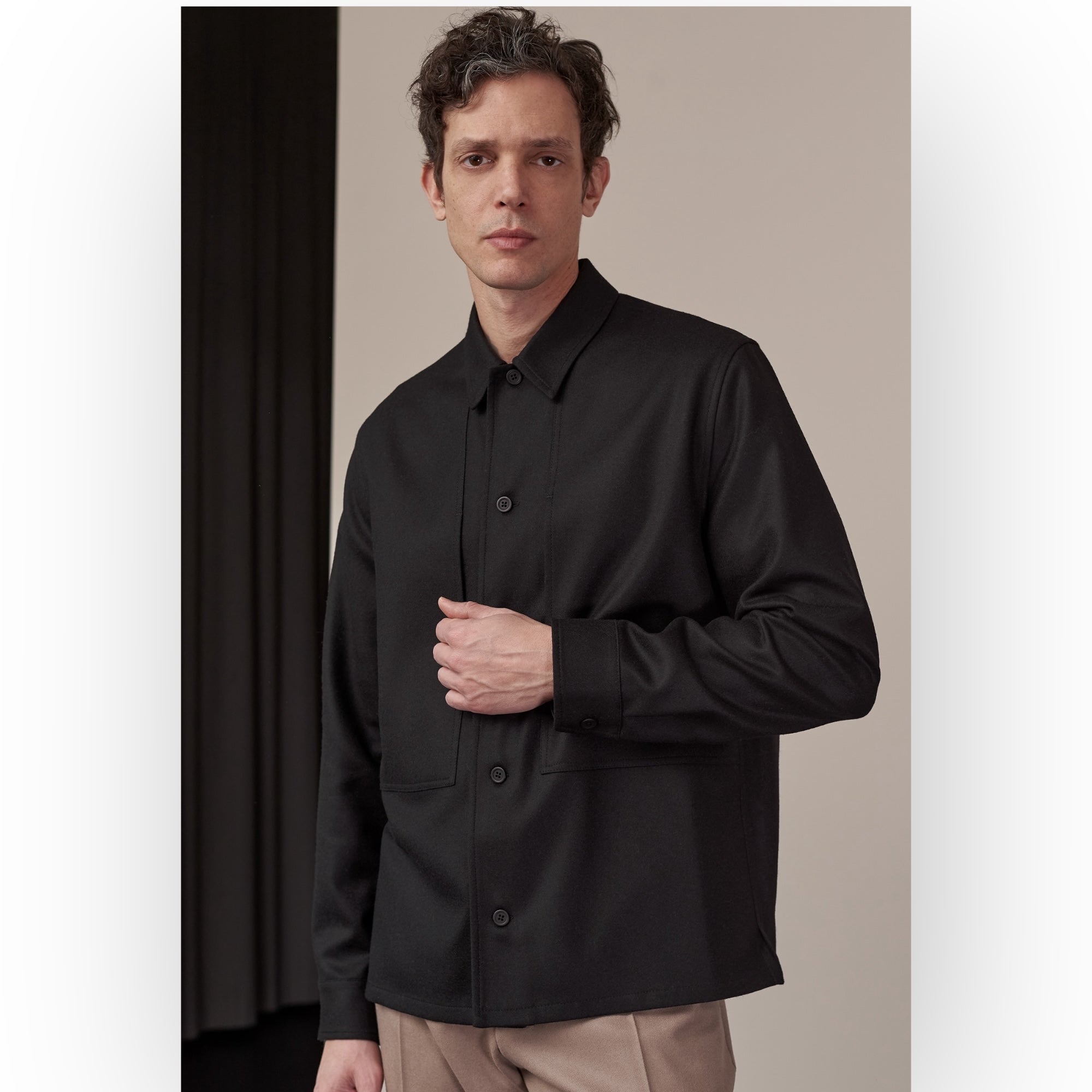 About Companions Owe Overshirt Wool black