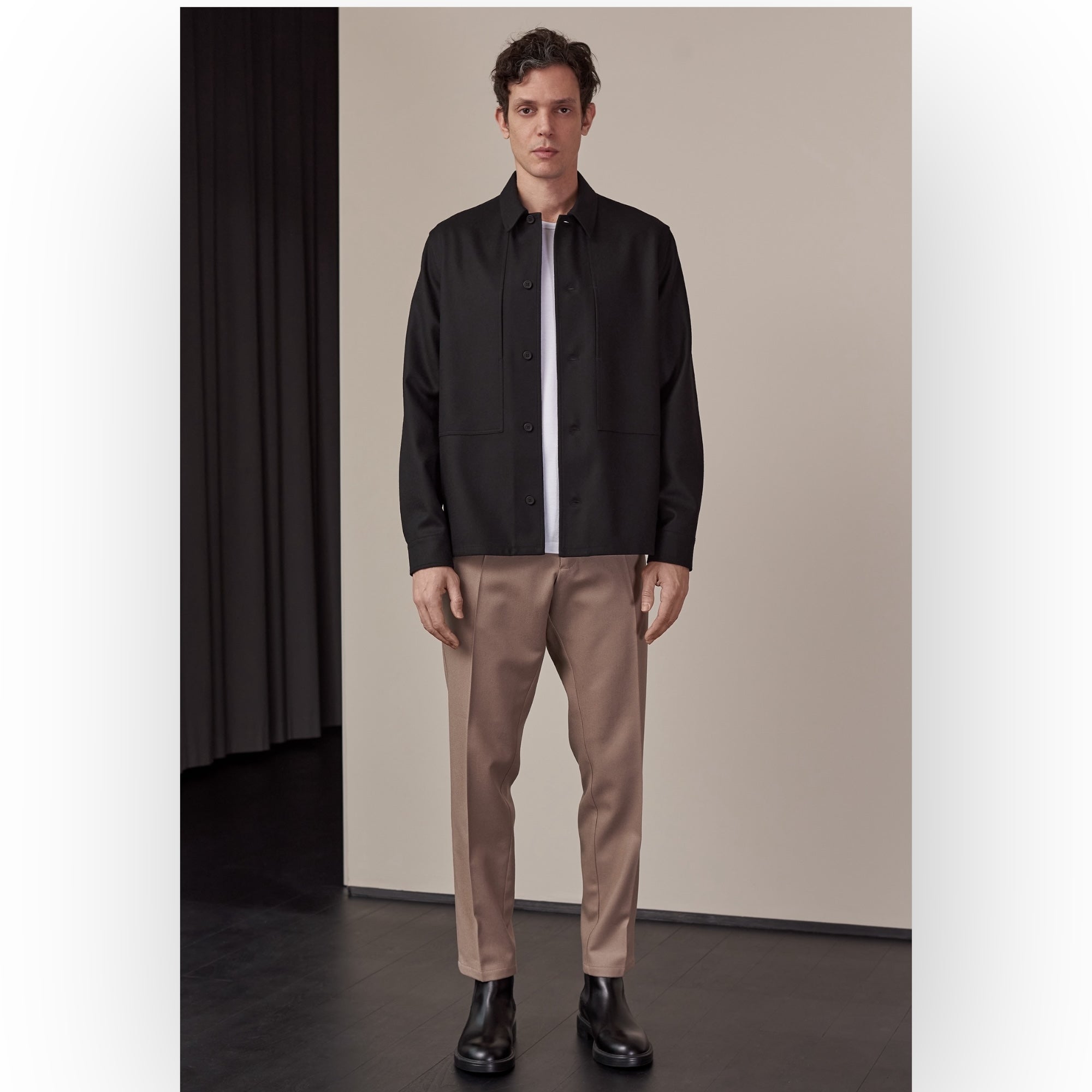 About Companions Owe Overshirt Wool black