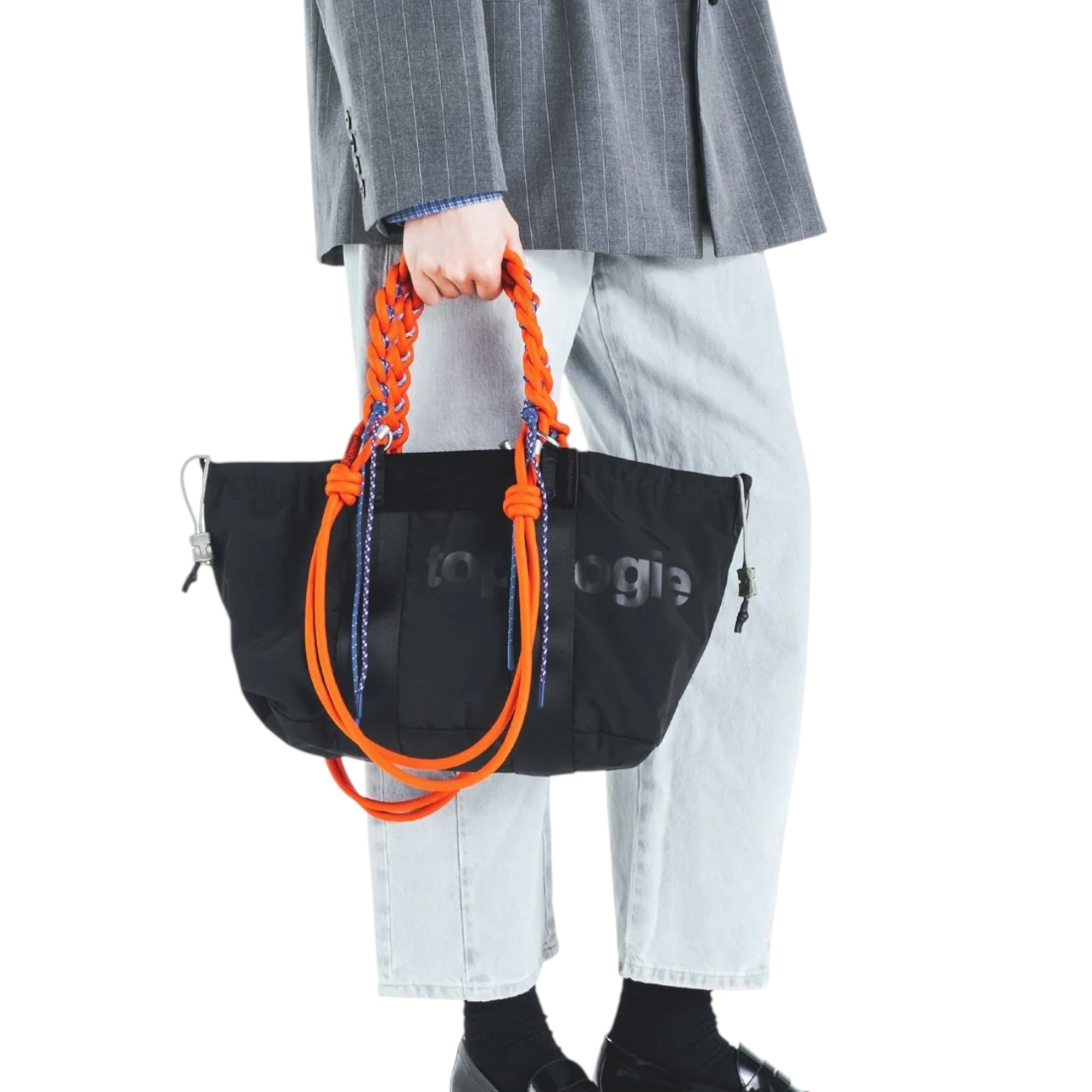 Topologie Wares Bags Summit Wide Medium black tech sateen