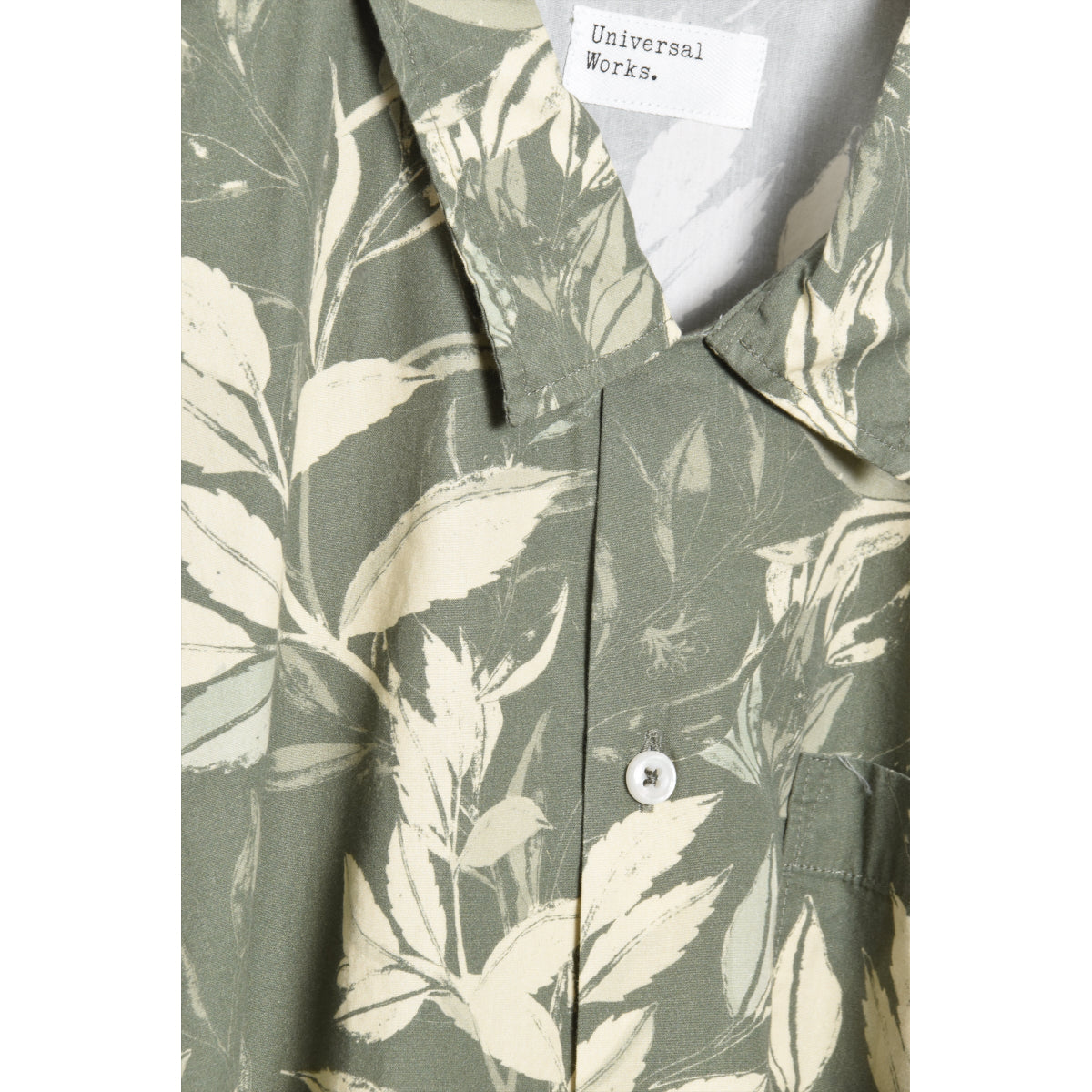 Universal Works Road Shirt organic jungle print olive P28034